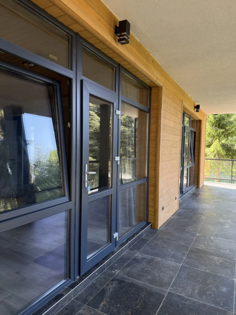 Апартаменти Гірська Лаванда серед соснового лісу — оренда житла у Карпатах